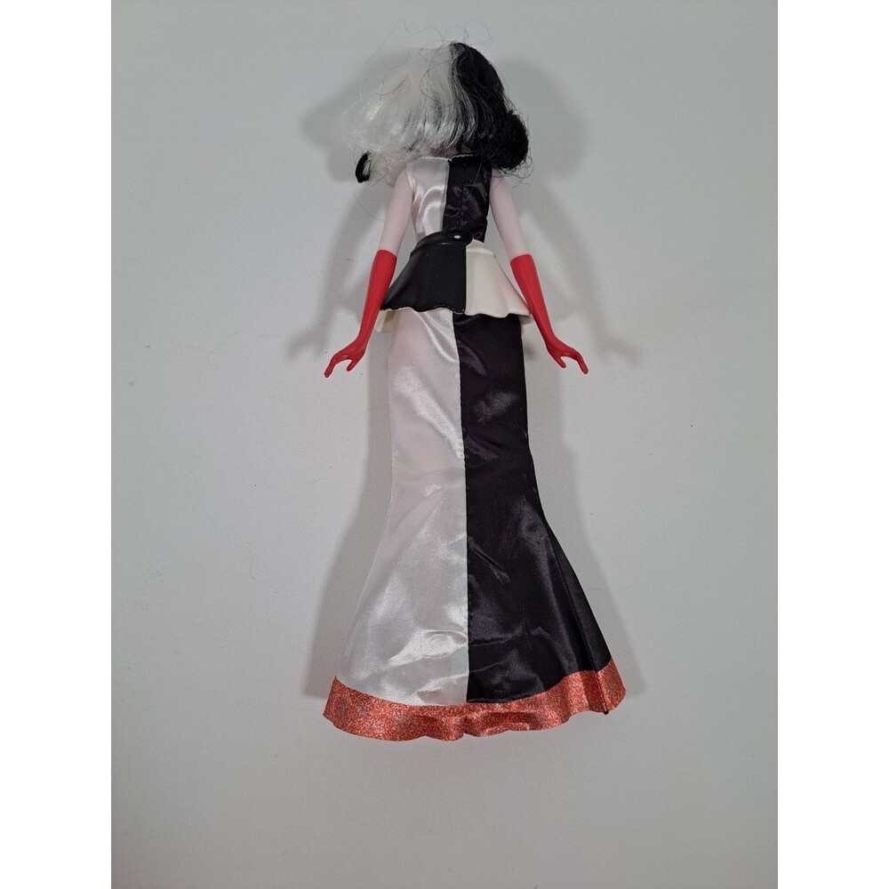 Disney Villains Cruella De Vil 11" Fashion Doll 101 Dalmatians Hasbro Red Shoes - Picture 5 of 7
